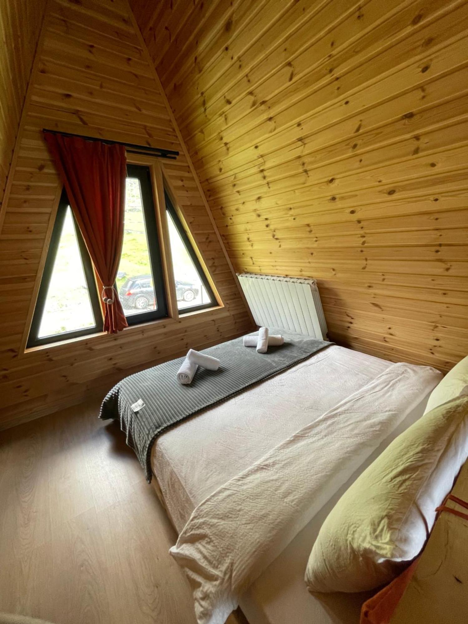 Apartamento Memory Hut_Kazbegi Exterior foto
